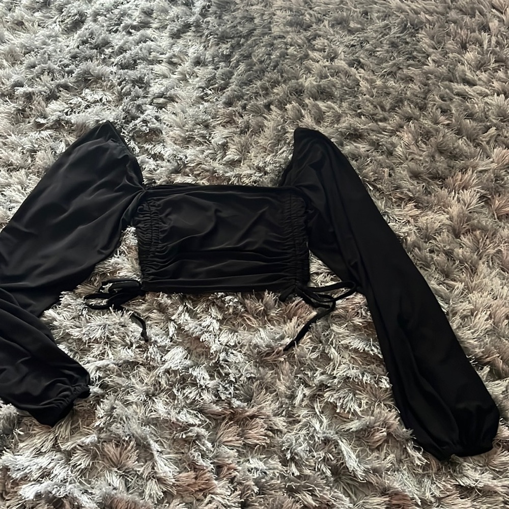 Nasty Gal Black Scrunch Long Sleeve Crop Top